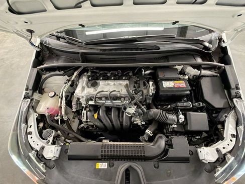 Used 2022 Toyota Corolla LE FWD image 26