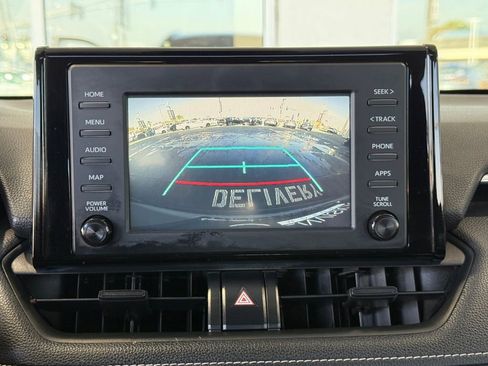 Used 2019 Toyota RAV4 XLE w/ Carpet Mat Package image 28