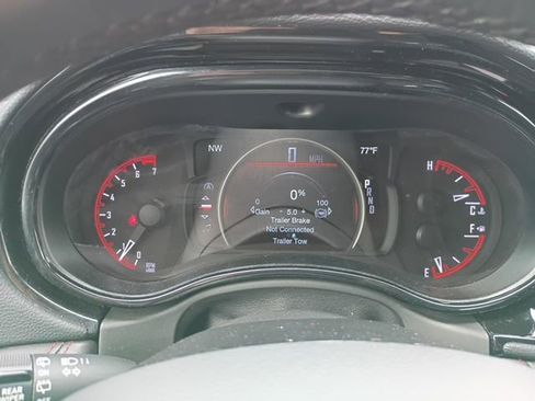 Used 2023 Dodge Durango GT AWD/4WD image 18