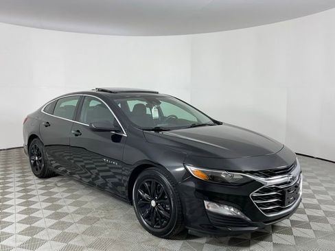 Used 2023 Chevrolet Malibu LT image 3