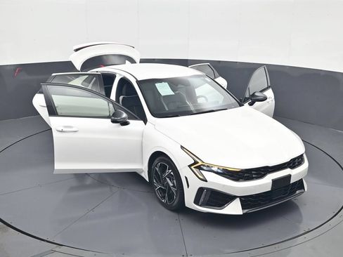Used 2025 Kia K5 GT-Line AWD/4WD image 30