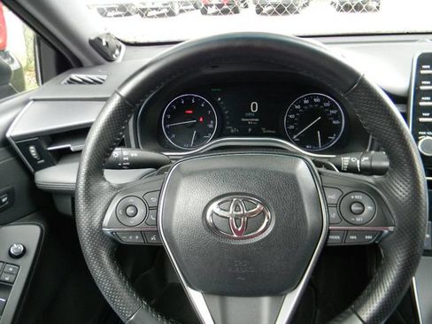 Used 2019 Toyota Avalon Touring w/ All Weather Liner Package FWD image 11