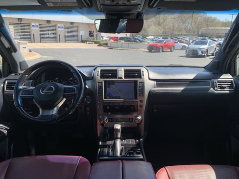 Used 2021 Lexus GX 460 Premium image 30