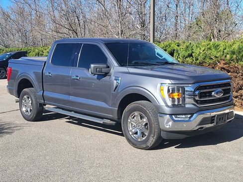 Used 2022 Ford F150 XLT w/ Equipment Group 302A High AWD/4WD image 3
