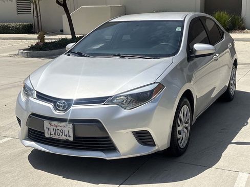 Used 2015 Toyota Corolla LE FWD image 7