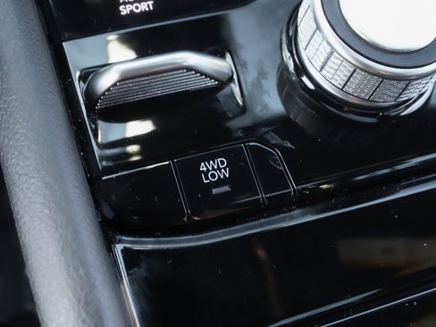 Used 2023 Jeep Grand Cherokee Summit image 17