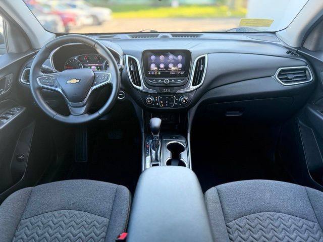 Used 2023 Chevrolet Equinox LT AWD/4WD image 25