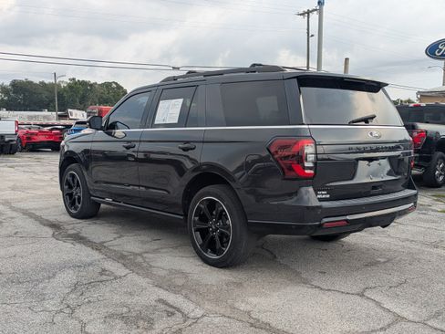 Used 2022 Ford Expedition Limited AWD/4WD image 6