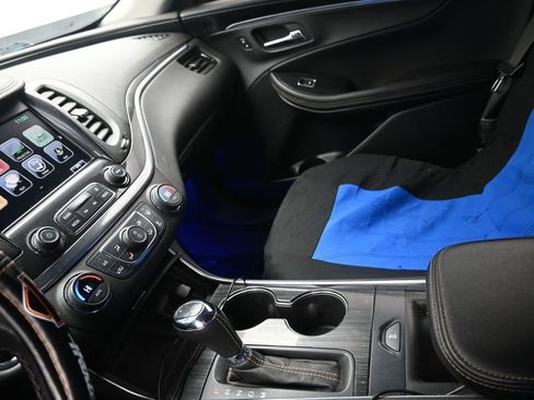 Used 2019 Chevrolet Impala LT image 20