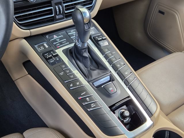 Used 2021 Porsche Macan S AWD/4WD image 17