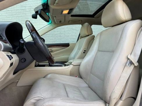 Used 2013 Lexus LS 460 L w/ Ultra Luxury Pkg AWD/4WD image 16