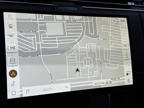 Certified 2024 Land Rover Range Rover SE image 25