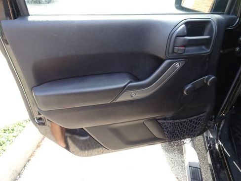 Used 2016 Jeep Wrangler Sport AWD/4WD image 17