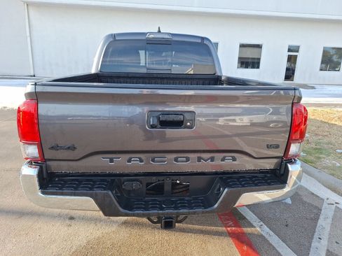 Used 2023 Toyota Tacoma SR5 image 5