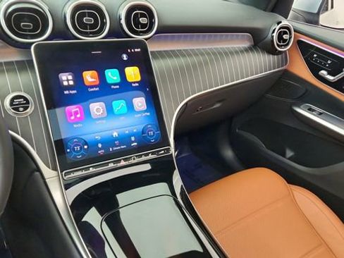 Used 2026 Mercedes-Benz GLC 300 image 43