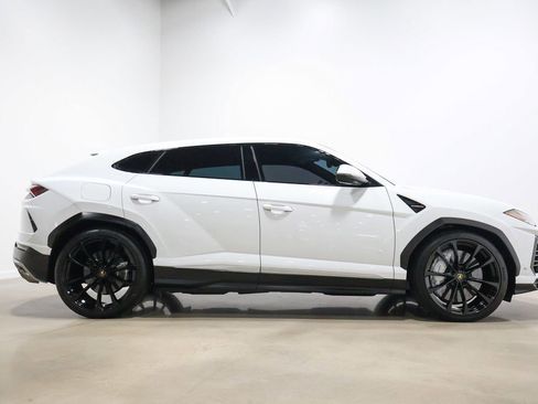 Used 2020 Lamborghini Urus image 66