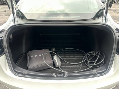 Used 2020 Tesla Model 3 Standard Range Plus RWD image 30