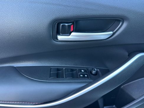 Certified 2025 Toyota Corolla SE w/ Convenience Package image 11