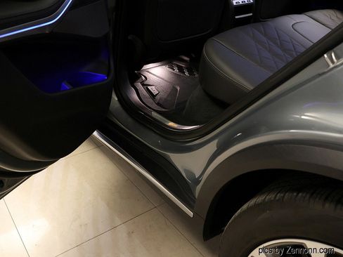 Certified 2024 BMW X5 xDrive40i w/ Premium Package image 30