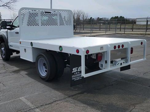 New 2024 Ford F550 4x4 Regular Cab Super Duty image 6