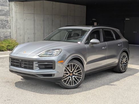 New 2026 Porsche Cayenne AWD/4WD image 1