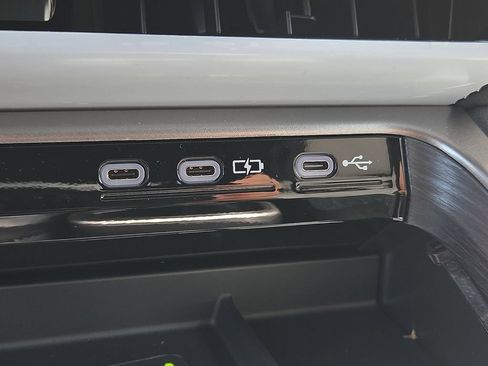 New 2026 Lexus TX 500h AWD image 21