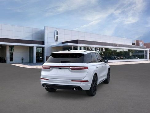 New 2026 Lincoln Corsair Reserve w/ Jet Appearance Package FWD image 9