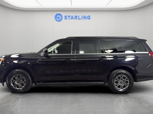 Used 2025 Ford Expedition Max Active RWD image 2