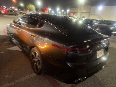 Used 2021 Kia Stinger GT-Line image 5