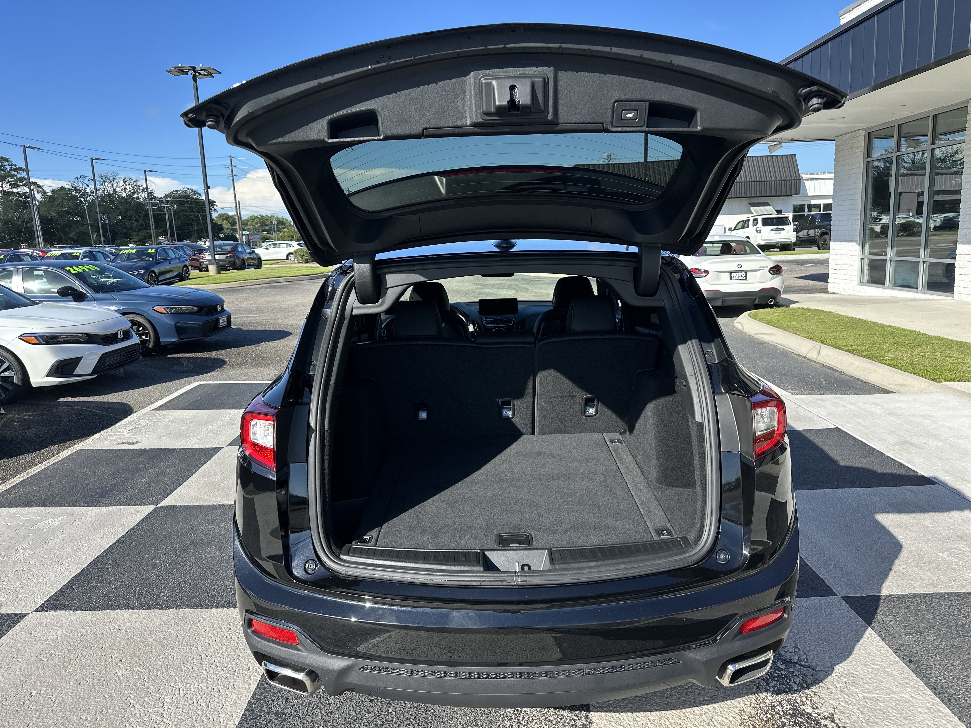 Used 2026 Acura RDX SH-AWD image 5