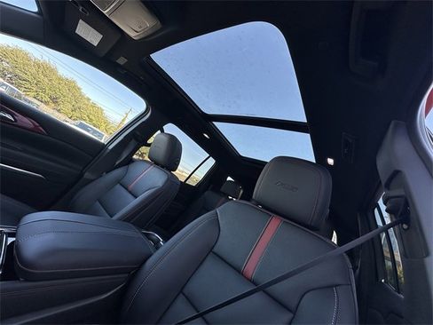 New 2026 Chevrolet Traverse RS image 20