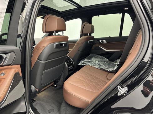 New 2026 BMW X5 xDrive40i w/ Premium Package image 29