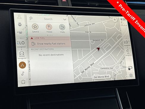 New 2024 Land Rover Range Rover Velar Dynamic SE image 18