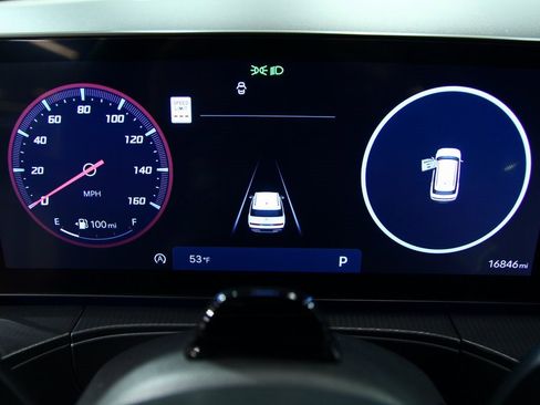 Used 2024 Hyundai Santa Fe Calligraphy image 20