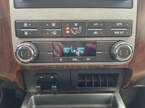 Used 2012 Ford F350 Lariat image 25