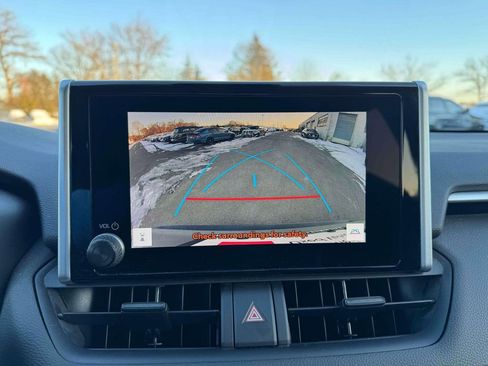 Used 2023 Toyota RAV4 LE image 27