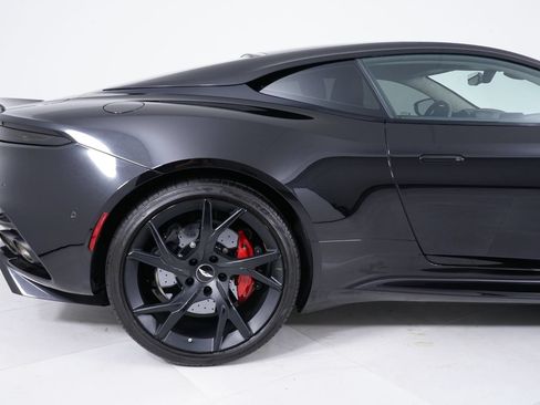 Used 2019 Aston Martin DBS Superleggera RWD image 13