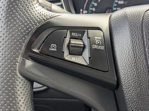 Used 2021 Chevrolet Trax LS w/ Tint and Cruise Package image 23