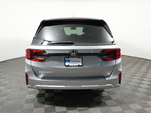 Certified 2026 Honda Odyssey EX-L image 6