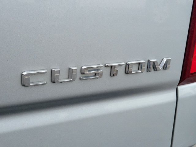 Used 2020 Chevrolet Silverado 1500 Custom w/ Custom Value Package RWD image 28