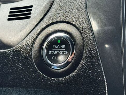 Used 2019 Ford Explorer XLT w/ Equipment Group 201A image 39