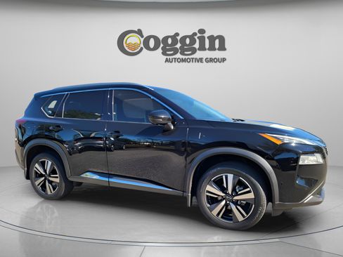 Used 2023 Nissan Rogue SL w/ SL Premium Package image 17