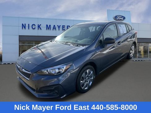 Used 2017 Subaru Impreza 2.0i image 3