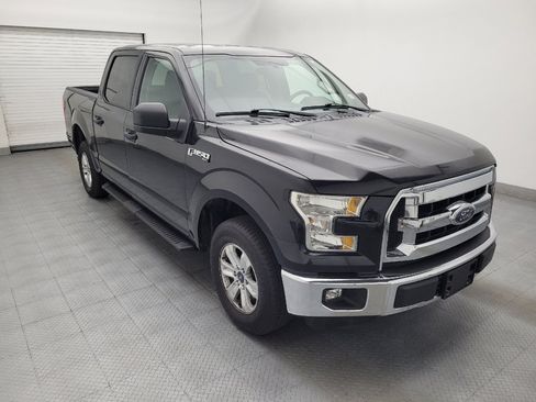 Used 2015 Ford F150 XLT w/ Trailer Tow Package RWD image 13