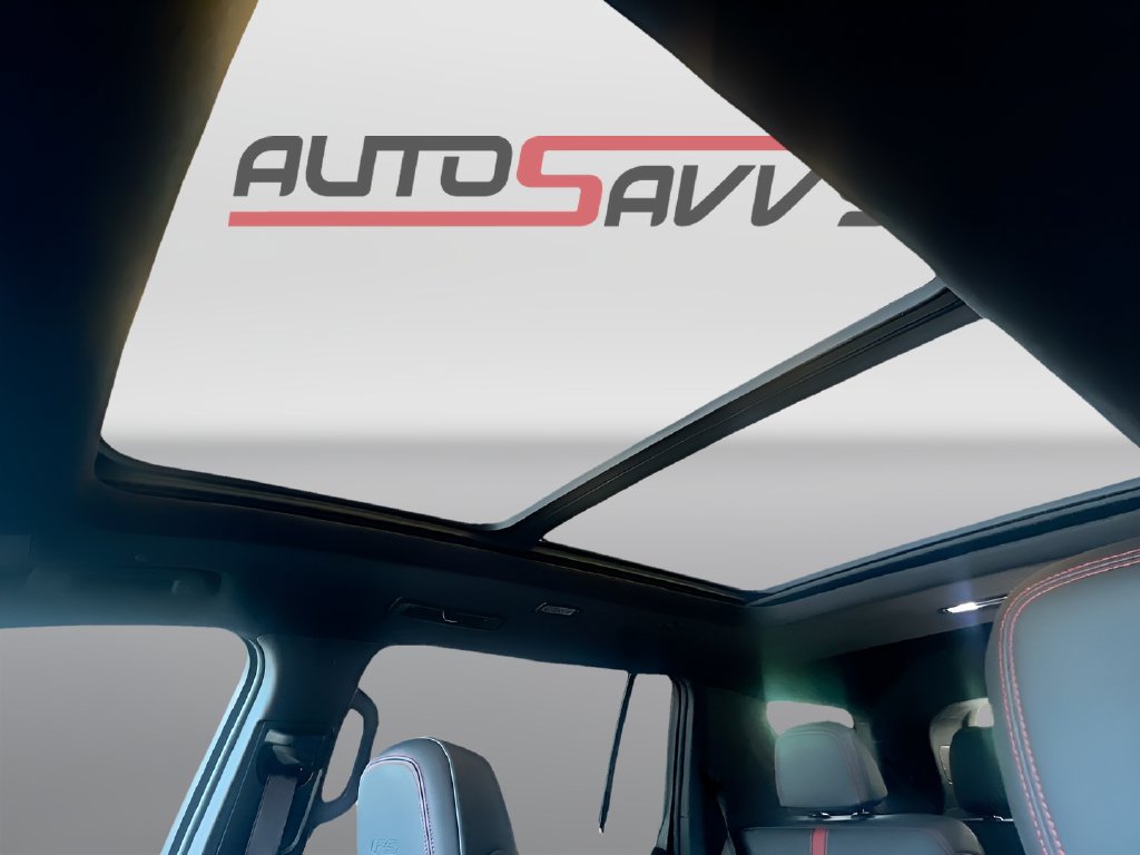 Used 2024 Chevrolet Traverse RS w/ LPO, Floor Liner Package FWD image 23