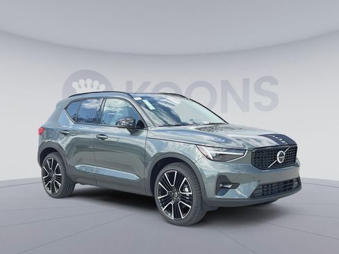 New 2026 Volvo XC40 B5 Ultra w/ Climate Package AWD/4WD image 10