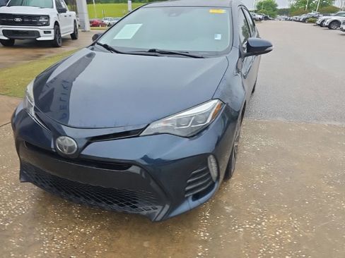 Used 2019 Toyota Corolla SE FWD image 4
