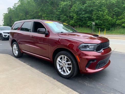 Certified 2024 Dodge Durango GT image 6