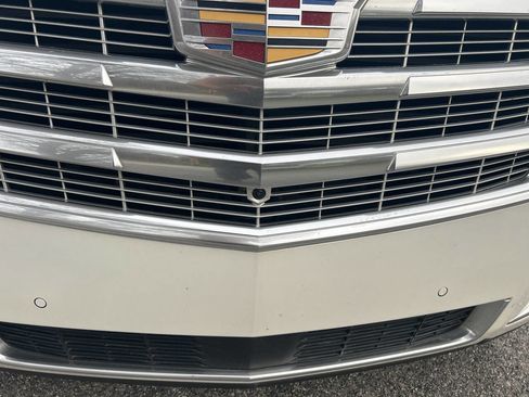 Used 2017 Cadillac Escalade ESV Premium Luxury image 9