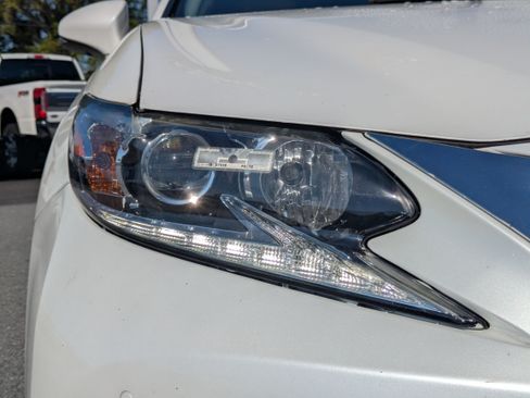 Used 2017 Lexus ES 350 w/ Premium Package FWD image 10